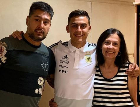 Alicia de Dybala with her sons Paulo Dybala and Gustavo Dybala.